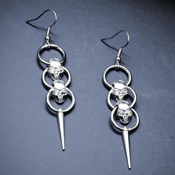Punk Skull Spike Earrings - Picture 1 of 6